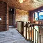 4 Bedroom Stunning In *