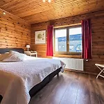 4 Bedroom Stunning In