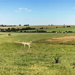 4 Bedroom Stunning In Hébergement de vacances *