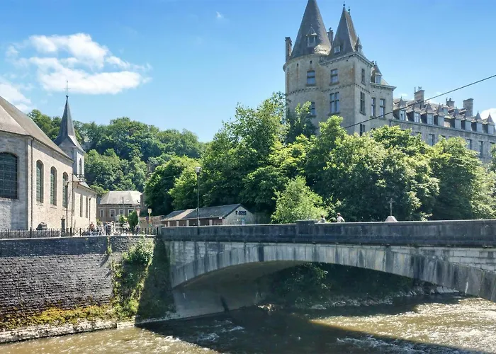 4 Bedroom Stunning In Holiday home Rendeux