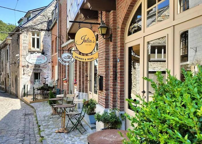 4 Bedroom Stunning In *